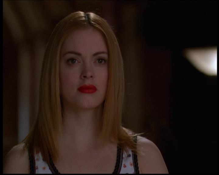 Charmed-Online-dot-614TheLegendOftheSleepyHalliwell0678.jpg