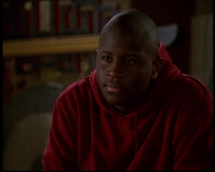 Charmed-Online-dot-614TheLegendOftheSleepyHalliwell0720.jpg
