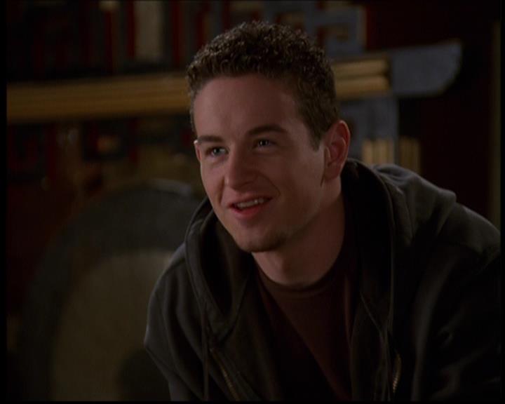 Charmed-Online-dot-614TheLegendOftheSleepyHalliwell0744.jpg Charmed-Online-dot-614TheLegendOftheSleepyHalliwell0744.jpg