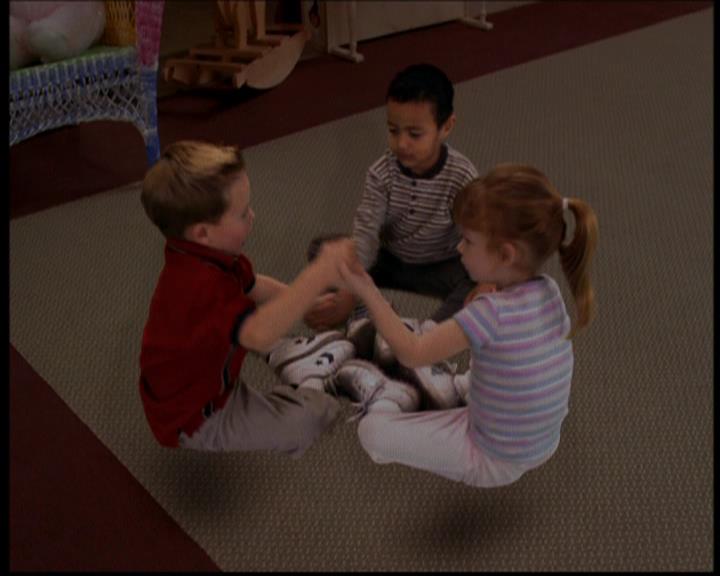 Charmed-Online-dot-614TheLegendOftheSleepyHalliwell0857.jpg Charmed-Online-dot-614TheLegendOftheSleepyHalliwell0857.jpg