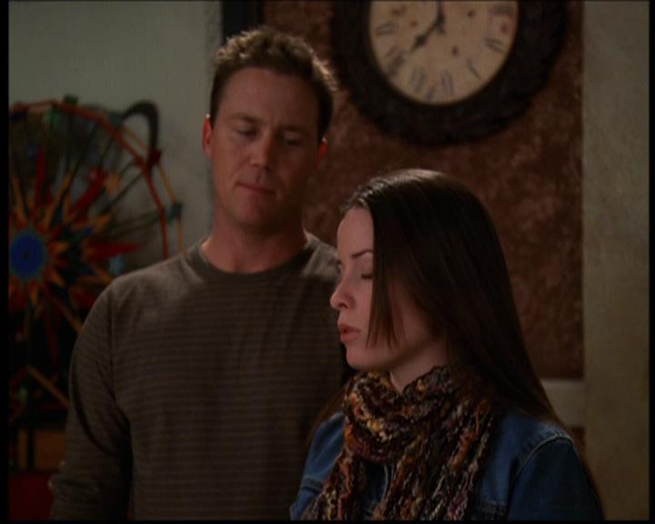 Charmed-Online-dot-614TheLegendOftheSleepyHalliwell0869.jpg