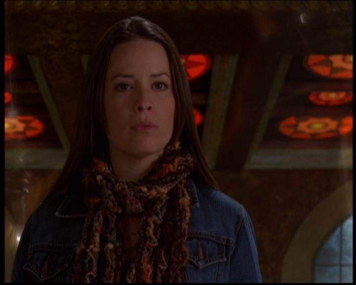 Charmed-Online-dot-614TheLegendOftheSleepyHalliwell0921.jpg
