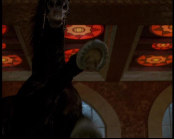 Charmed-Online-dot-614TheLegendOftheSleepyHalliwell0925.jpg