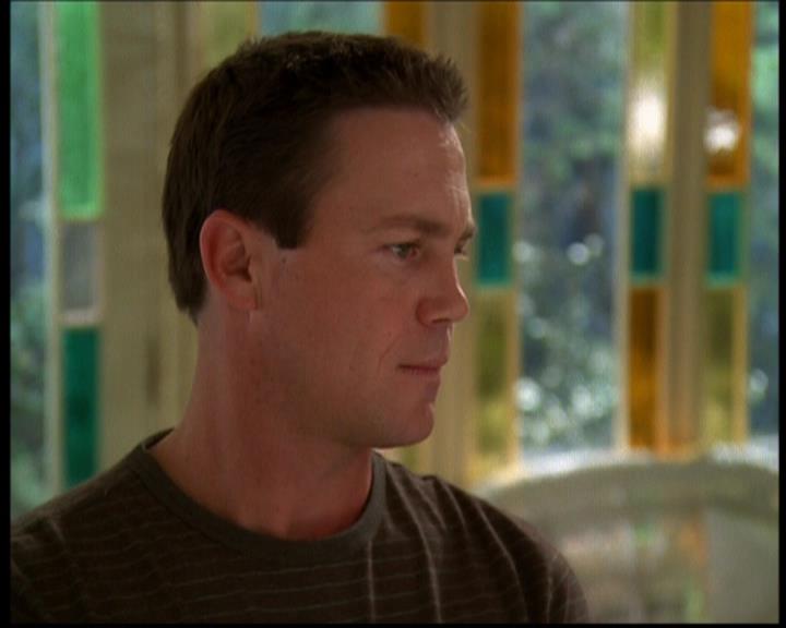 Charmed-Online-dot-614TheLegendOftheSleepyHalliwell0995.jpg