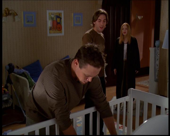Charmed-Online-dot-614TheLegendOftheSleepyHalliwell1033.jpg
