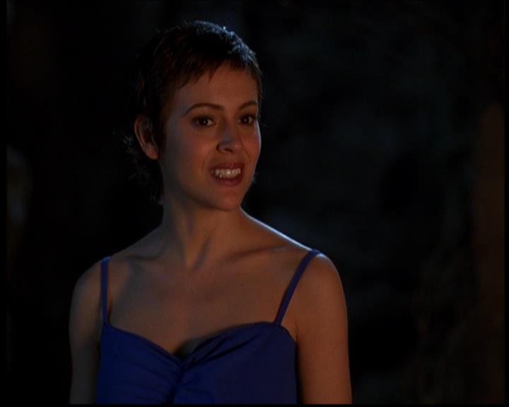 Charmed-Online-dot-614TheLegendOftheSleepyHalliwell1101.jpg