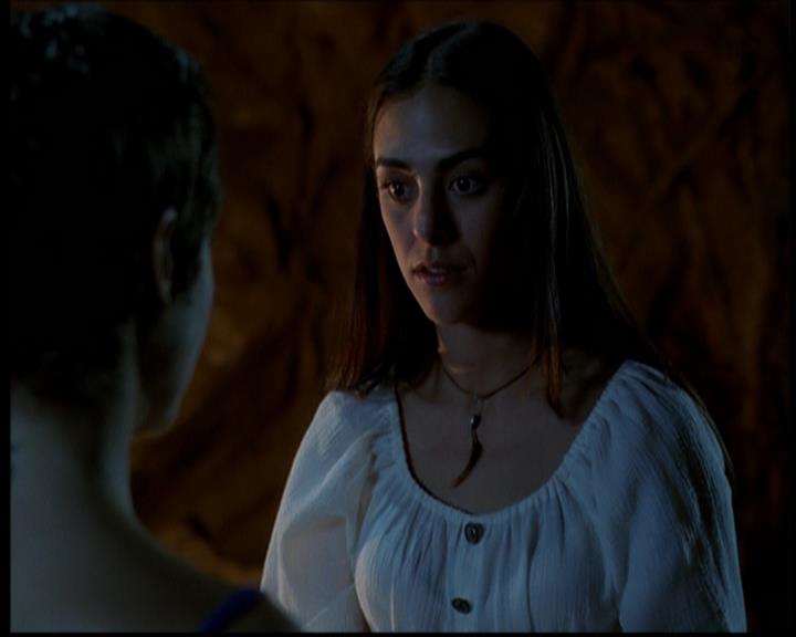 Charmed-Online-dot-614TheLegendOftheSleepyHalliwell1126.jpg Charmed-Online-dot-614TheLegendOftheSleepyHalliwell1126.jpg