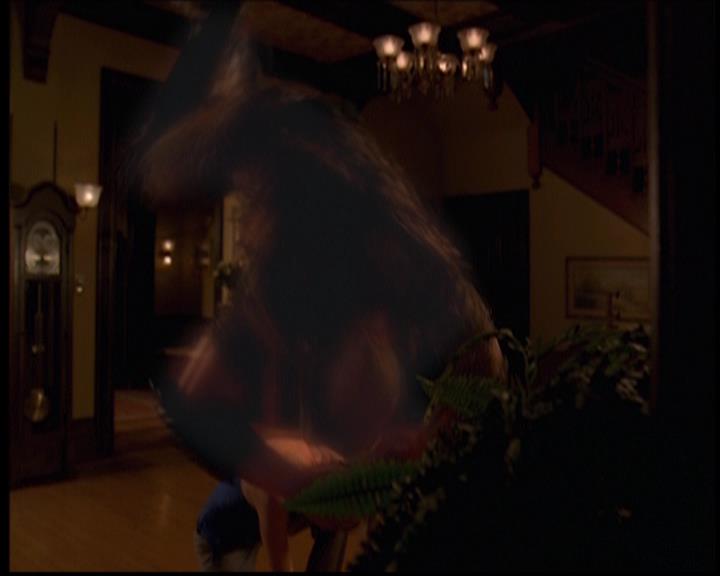 Charmed-Online-dot-614TheLegendOftheSleepyHalliwell1157.jpg