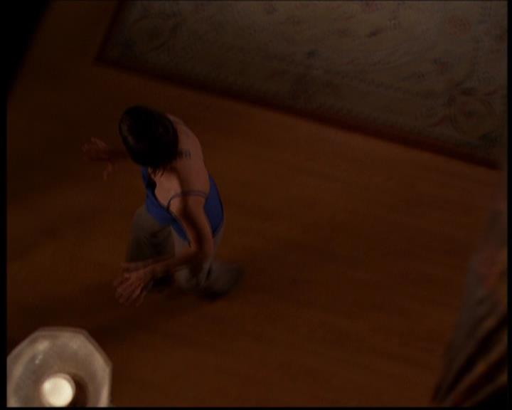 Charmed-Online-dot-614TheLegendOftheSleepyHalliwell1160.jpg