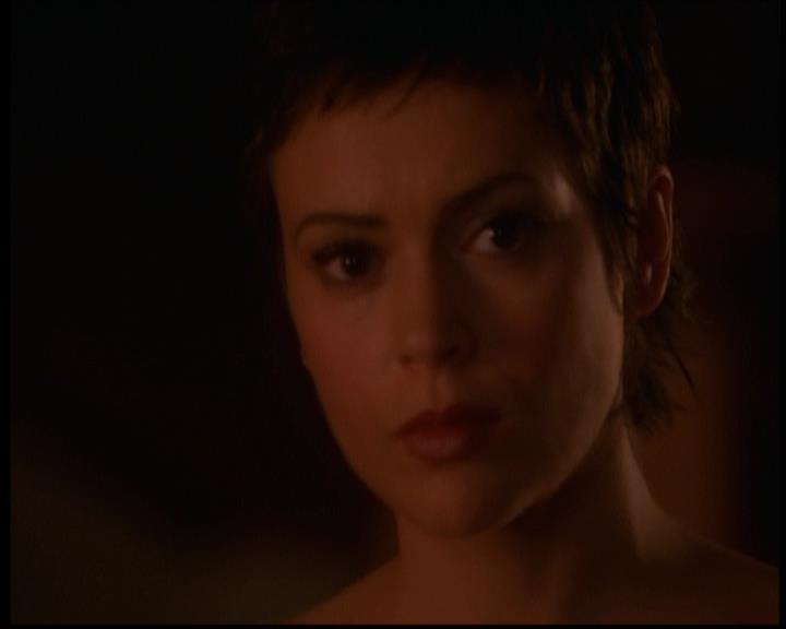 Charmed-Online-dot-614TheLegendOftheSleepyHalliwell1166.jpg
