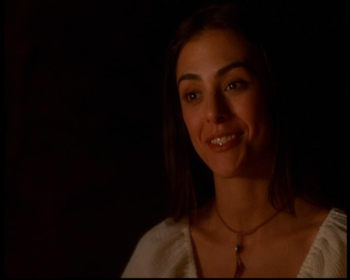 Charmed-Online-dot-614TheLegendOftheSleepyHalliwell1180.jpg