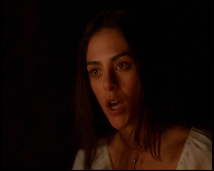 Charmed-Online-dot-614TheLegendOftheSleepyHalliwell1190.jpg Charmed-Online-dot-614TheLegendOftheSleepyHalliwell1190.jpg