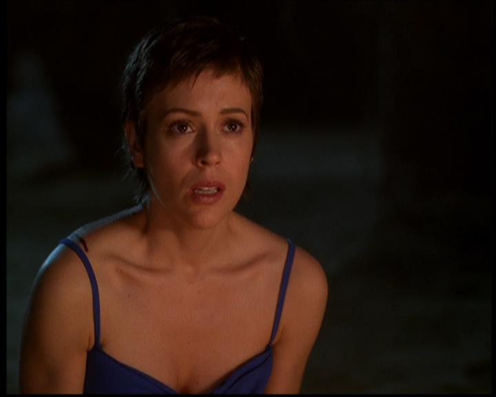 Charmed-Online-dot-614TheLegendOftheSleepyHalliwell1233.jpg Charmed-Online-dot-614TheLegendOftheSleepyHalliwell1233.jpg