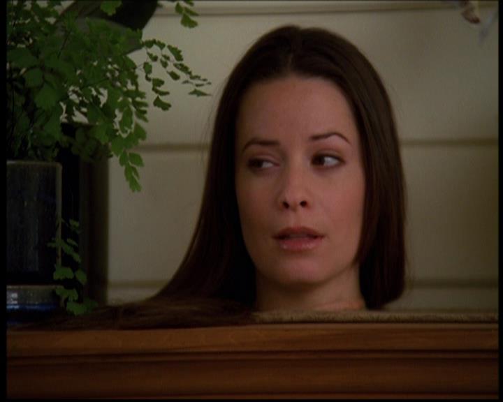 Charmed-Online-dot-614TheLegendOftheSleepyHalliwell1300.jpg