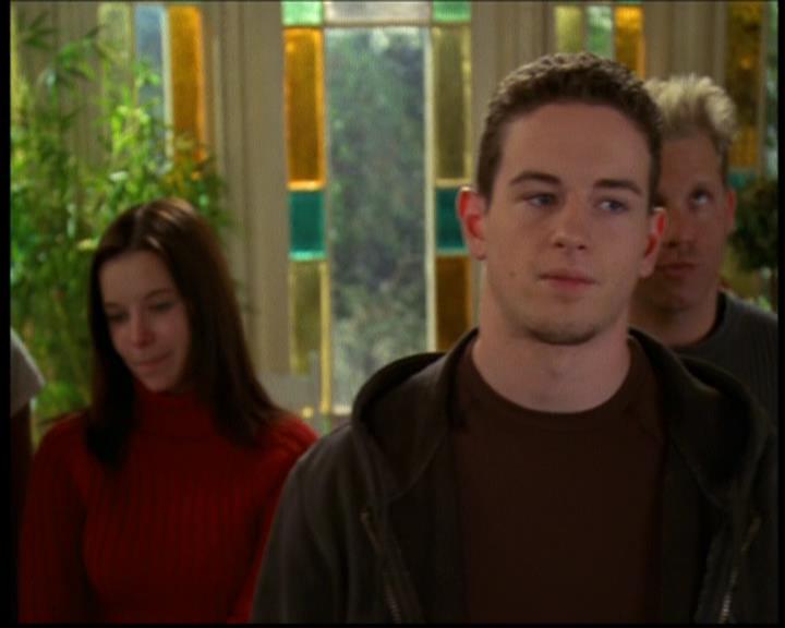 Charmed-Online-dot-614TheLegendOftheSleepyHalliwell1309.jpg