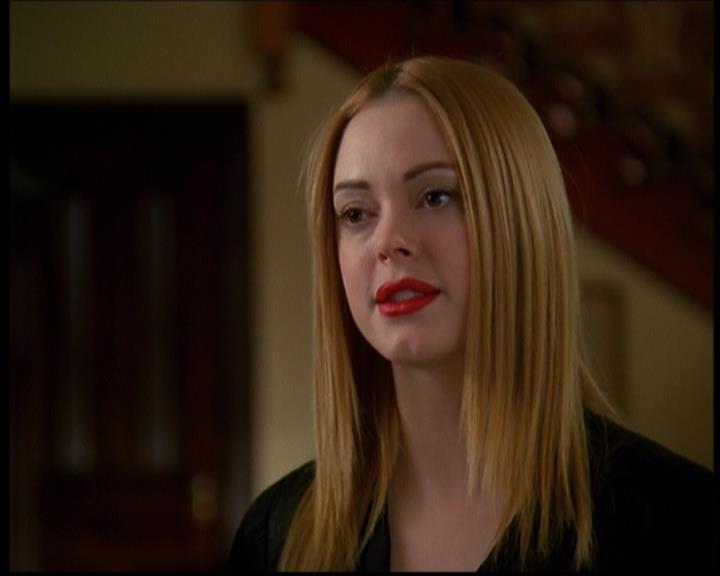 Charmed-Online-dot-614TheLegendOftheSleepyHalliwell1328.jpg Charmed-Online-dot-614TheLegendOftheSleepyHalliwell1328.jpg