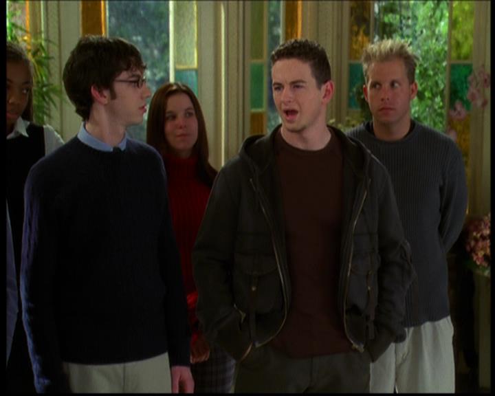 Charmed-Online-dot-614TheLegendOftheSleepyHalliwell1342.jpg