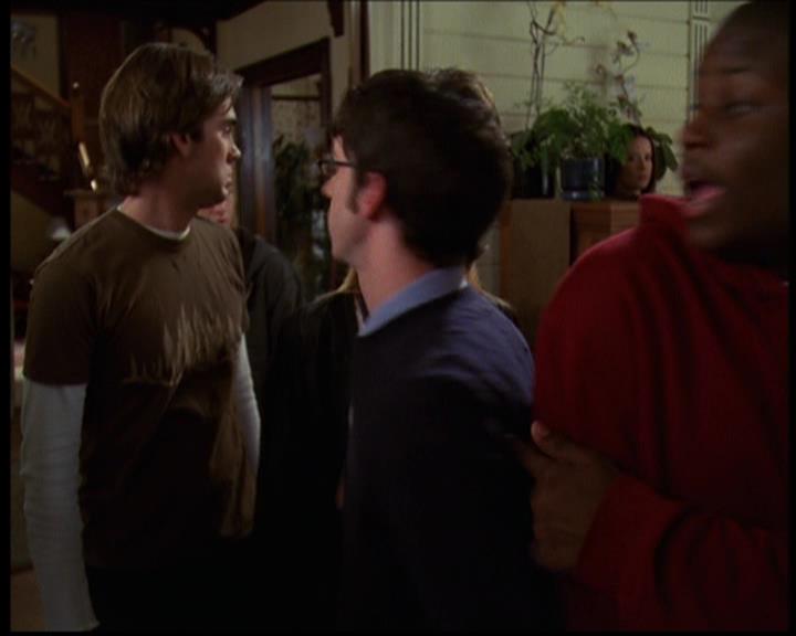 Charmed-Online-dot-614TheLegendOftheSleepyHalliwell1410.jpg Charmed-Online-dot-614TheLegendOftheSleepyHalliwell1410.jpg