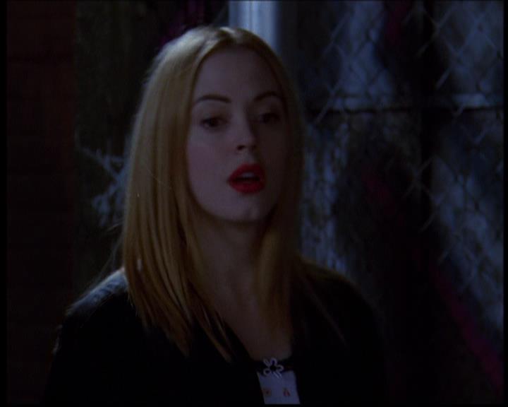 Charmed-Online-dot-614TheLegendOftheSleepyHalliwell1504.jpg Charmed-Online-dot-614TheLegendOftheSleepyHalliwell1504.jpg