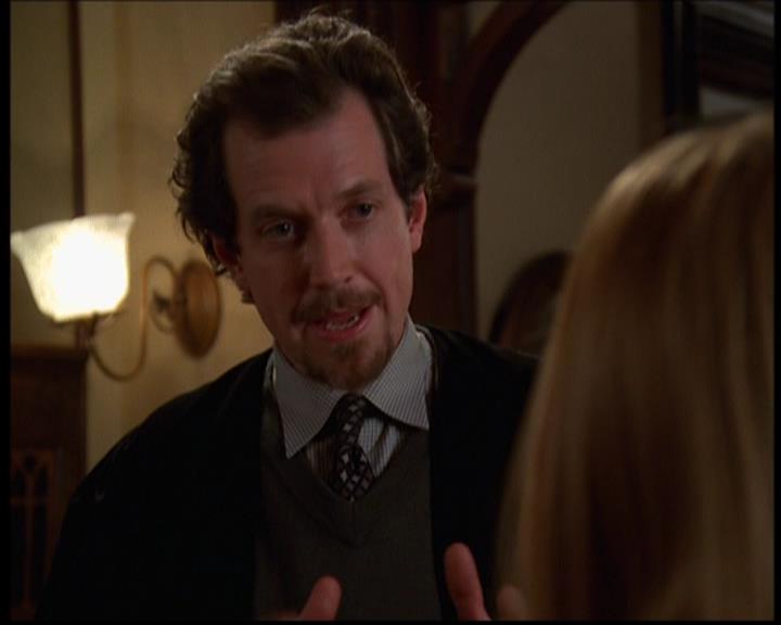 Charmed-Online-dot-614TheLegendOftheSleepyHalliwell1547.jpg Charmed-Online-dot-614TheLegendOftheSleepyHalliwell1547.jpg