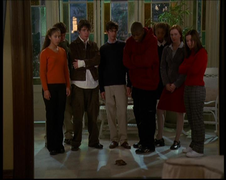 Charmed-Online-dot-614TheLegendOftheSleepyHalliwell1560.jpg