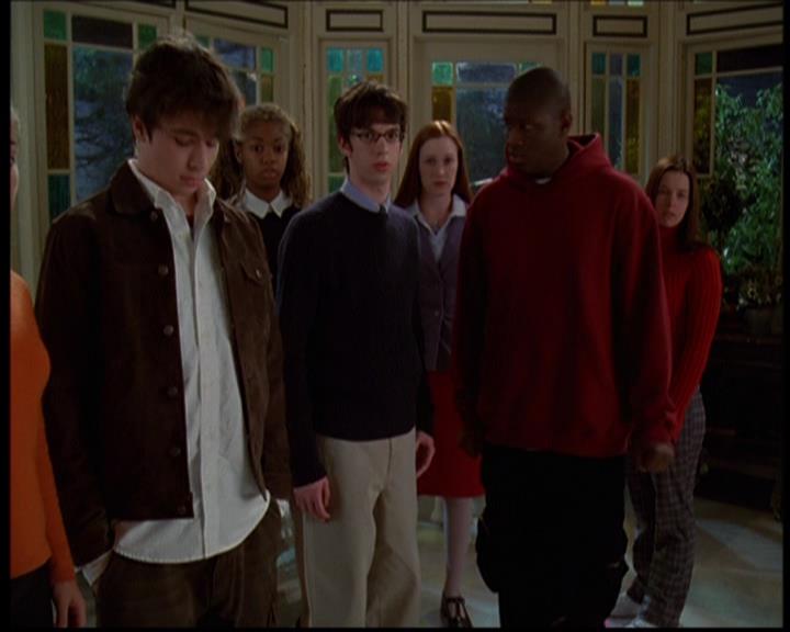 Charmed-Online-dot-614TheLegendOftheSleepyHalliwell1565.jpg