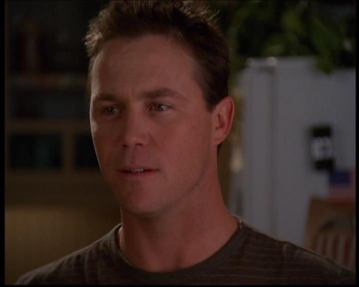 Charmed-Online-dot-614TheLegendOftheSleepyHalliwell1622.jpg