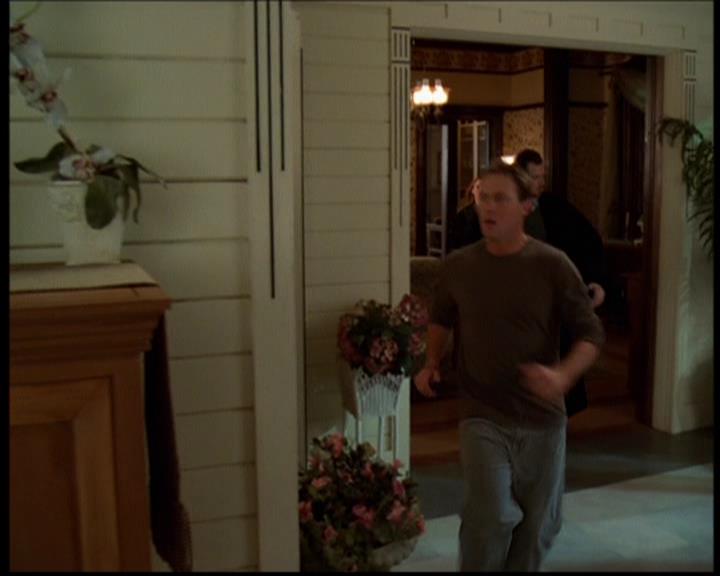 Charmed-Online-dot-614TheLegendOftheSleepyHalliwell1647.jpg Charmed-Online-dot-614TheLegendOftheSleepyHalliwell1647.jpg