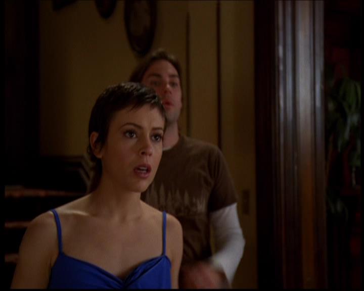 Charmed-Online-dot-614TheLegendOftheSleepyHalliwell1835.jpg