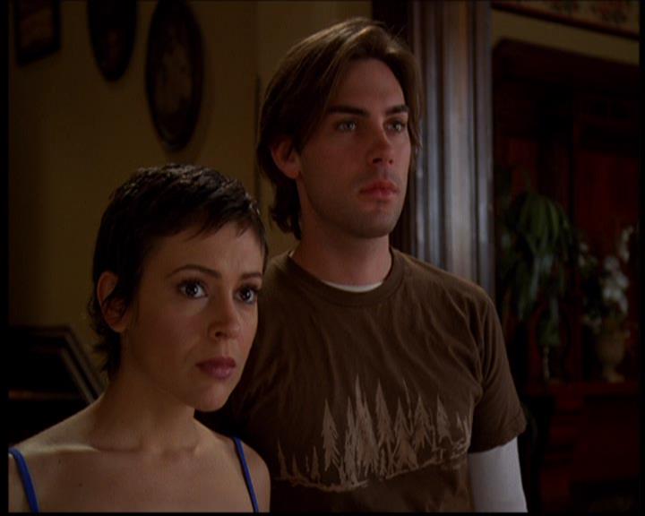 Charmed-Online-dot-614TheLegendOftheSleepyHalliwell1847.jpg