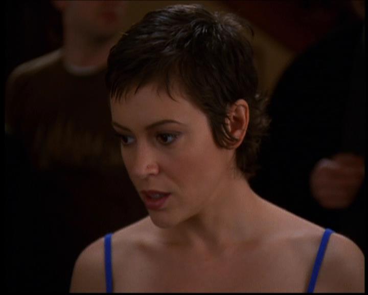 Charmed-Online-dot-614TheLegendOftheSleepyHalliwell1862.jpg
