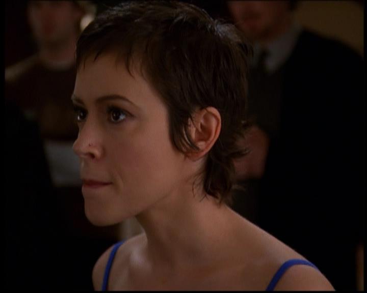 Charmed-Online-dot-614TheLegendOftheSleepyHalliwell1880.jpg