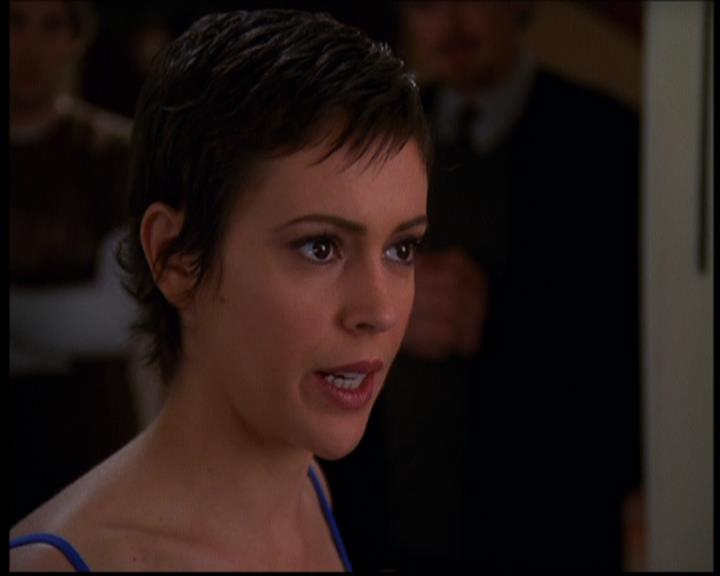 Charmed-Online-dot-614TheLegendOftheSleepyHalliwell1891.jpg