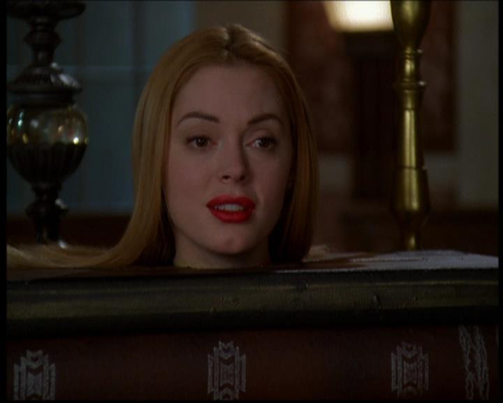 Charmed-Online-dot-614TheLegendOftheSleepyHalliwell1979.jpg