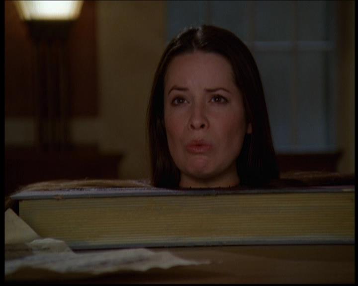 Charmed-Online-dot-614TheLegendOftheSleepyHalliwell1994.jpg