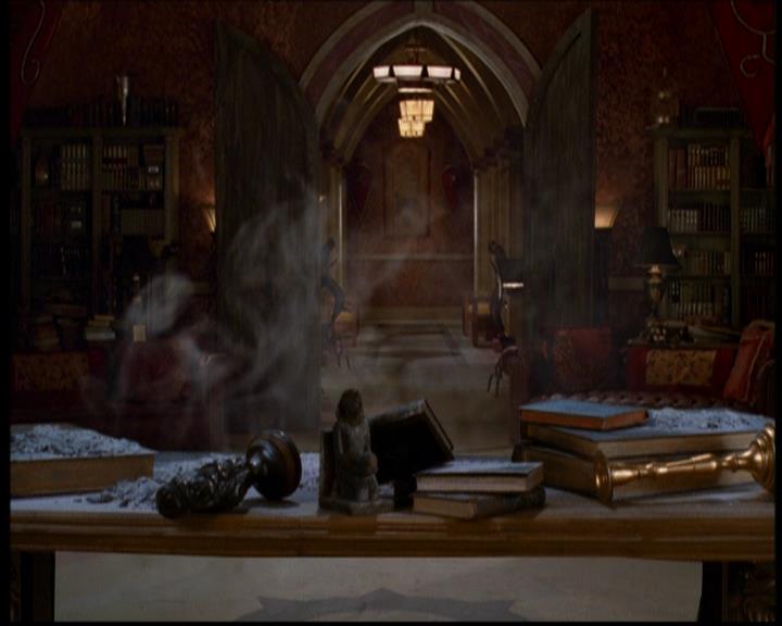 Charmed-Online-dot-614TheLegendOftheSleepyHalliwell2081.jpg