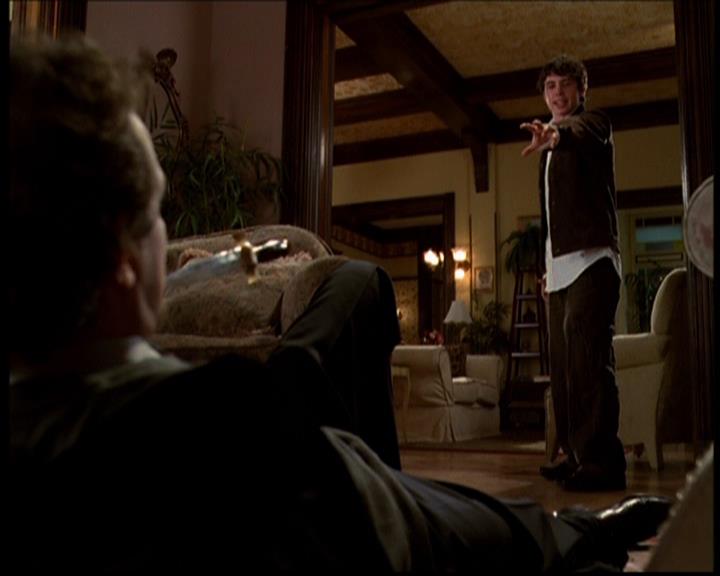 Charmed-Online-dot-614TheLegendOftheSleepyHalliwell2108.jpg Charmed-Online-dot-614TheLegendOftheSleepyHalliwell2108.jpg