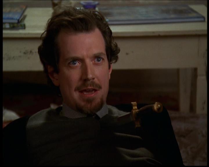 Charmed-Online-dot-614TheLegendOftheSleepyHalliwell2130.jpg