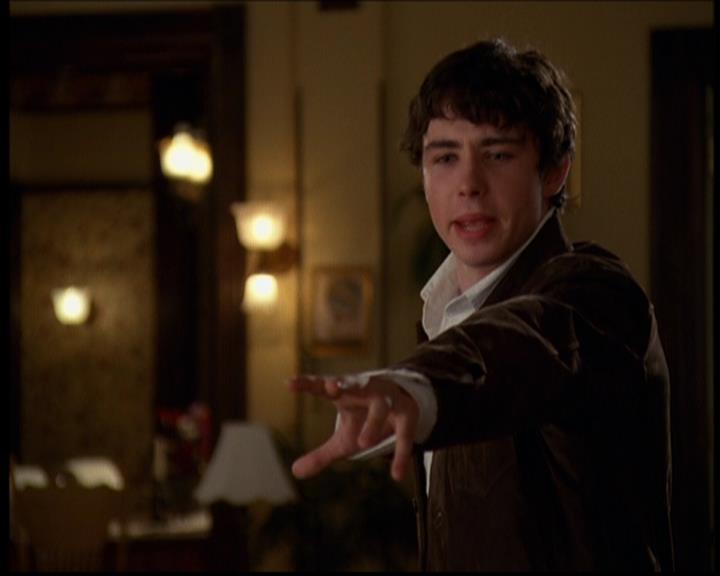 Charmed-Online-dot-614TheLegendOftheSleepyHalliwell2131.jpg