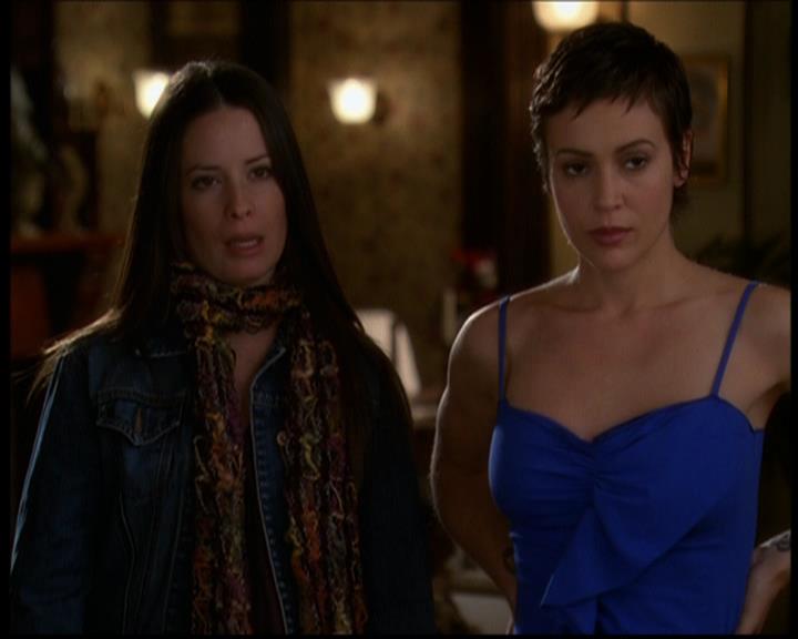Charmed-Online-dot-614TheLegendOftheSleepyHalliwell2159.jpg