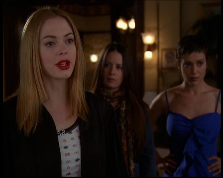 Charmed-Online-dot-614TheLegendOftheSleepyHalliwell2169.jpg Charmed-Online-dot-614TheLegendOftheSleepyHalliwell2169.jpg