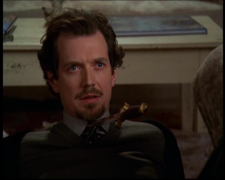 Charmed-Online-dot-614TheLegendOftheSleepyHalliwell2175.jpg
