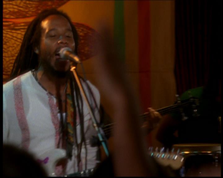 Charmed-Online-dot-614TheLegendOftheSleepyHalliwell2257.jpg Charmed-Online-dot-614TheLegendOftheSleepyHalliwell2257.jpg