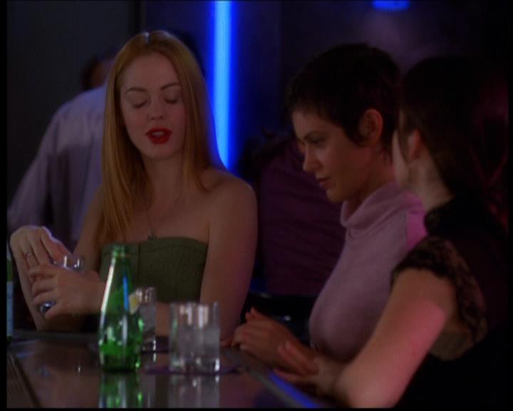 Charmed-Online-dot-614TheLegendOftheSleepyHalliwell2288.jpg