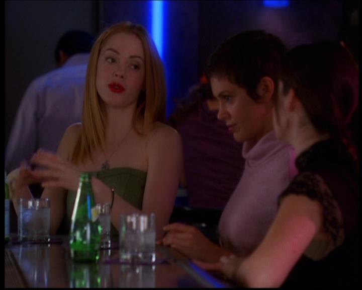 Charmed-Online-dot-614TheLegendOftheSleepyHalliwell2292.jpg