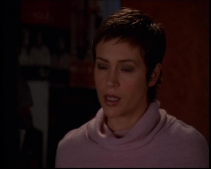 Charmed-Online-dot-614TheLegendOftheSleepyHalliwell2352.jpg