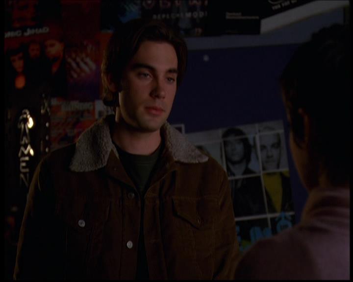 Charmed-Online-dot-614TheLegendOftheSleepyHalliwell2361.jpg