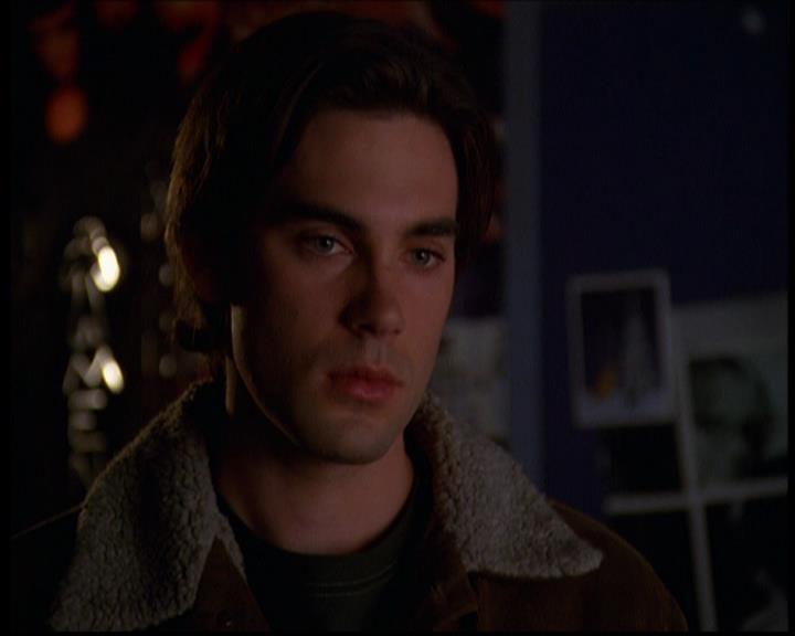 Charmed-Online-dot-614TheLegendOftheSleepyHalliwell2366.jpg