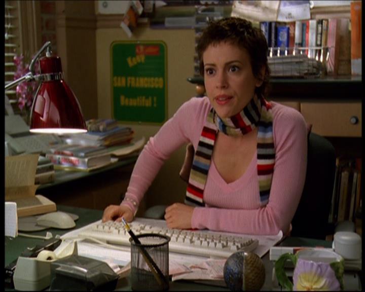 Charmed-Online-dot-615IDreamOfPhoebe0118.jpg