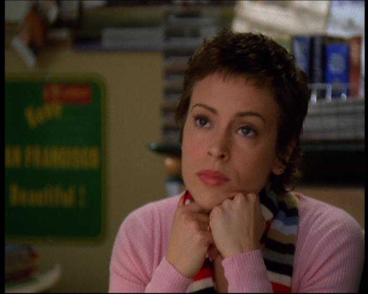 Charmed-Online-dot-615IDreamOfPhoebe0143.jpg